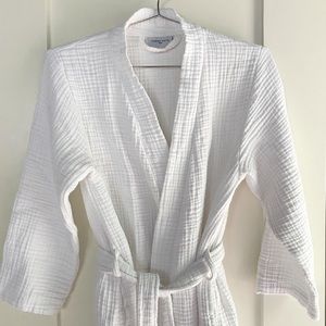 Parachute Home Waffle Robe in White Size S Pre-Owned